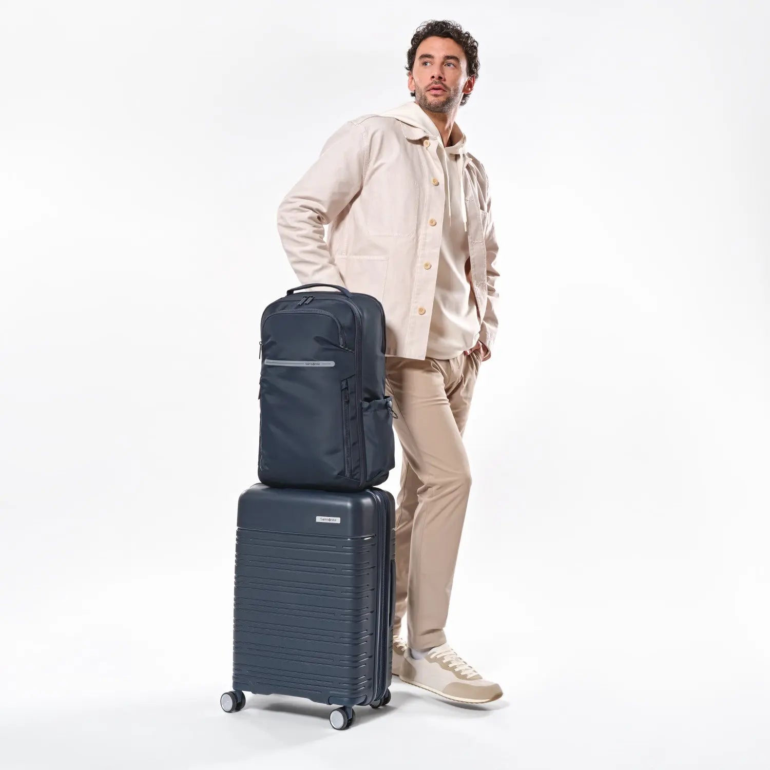 Samsonite Axxis Travel Backpack in Navy — LIFESTYLE 18