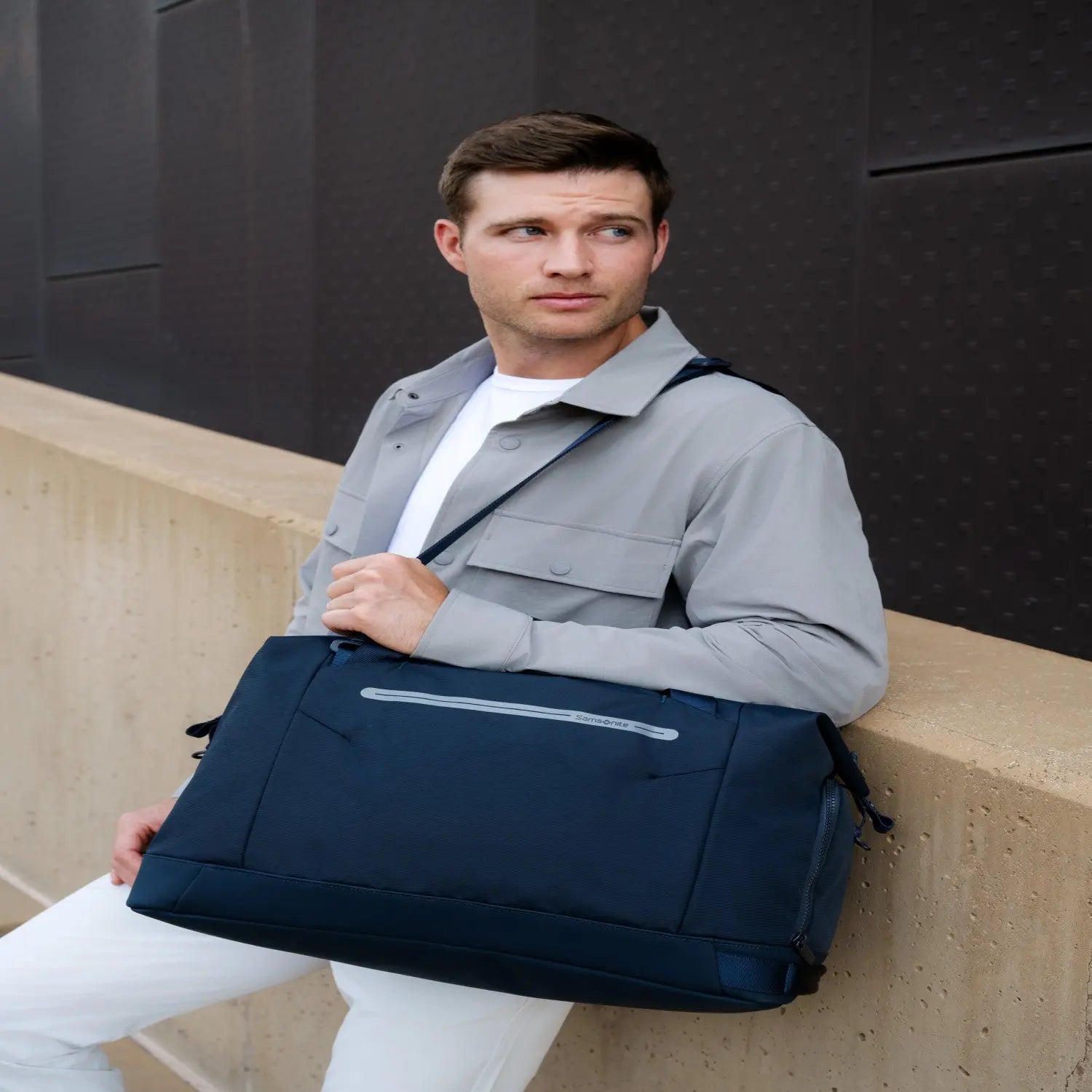 Samsonite Axxis Weekender in Navy — LIFESTYLE 14