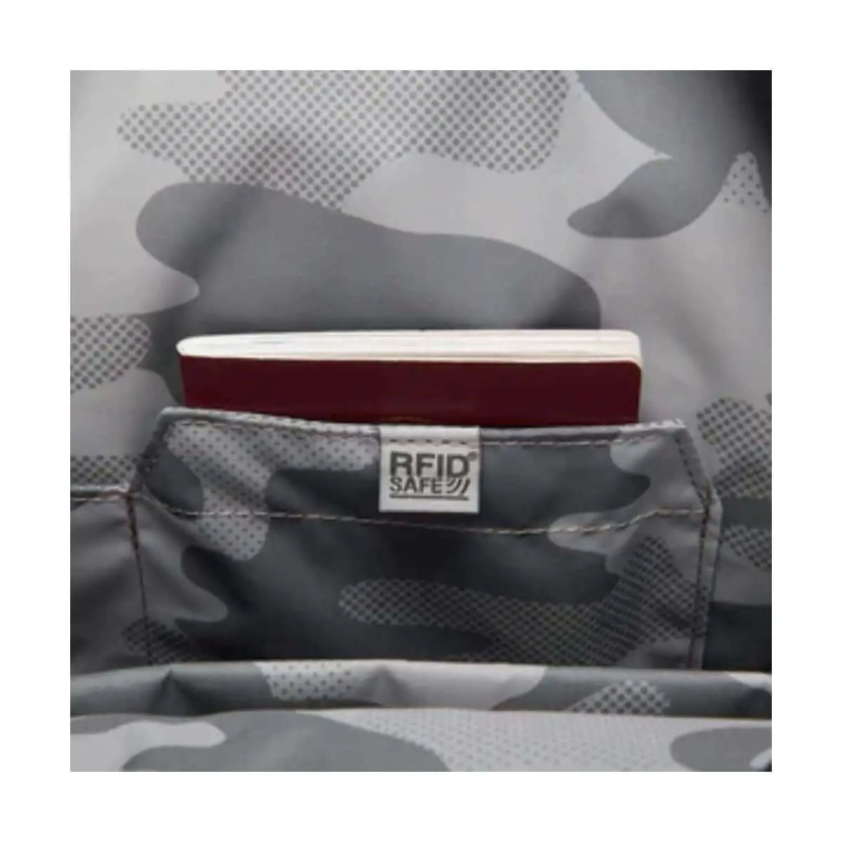 Pacsafe GO 25L Anti-Theft Backpack Pacsafe GO 25L Anti-Theft Backpack