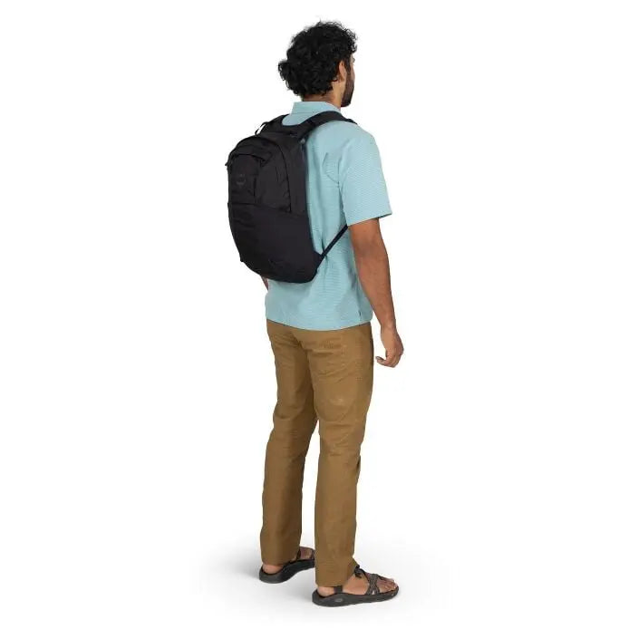 Osprey Farpoint 55 Travel Pack in Black — feature detail 11