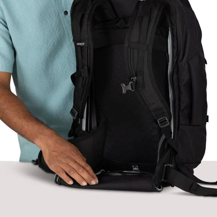 Osprey Farpoint 55 Travel Pack in Black — feature detail 5