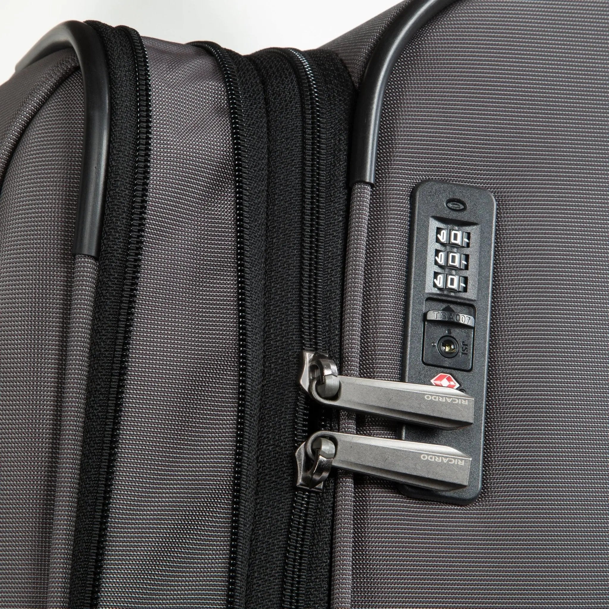 Ricardo Beverly Hills Montecito 3.0 Softside Carry-On Expandable Spinner - French Grey