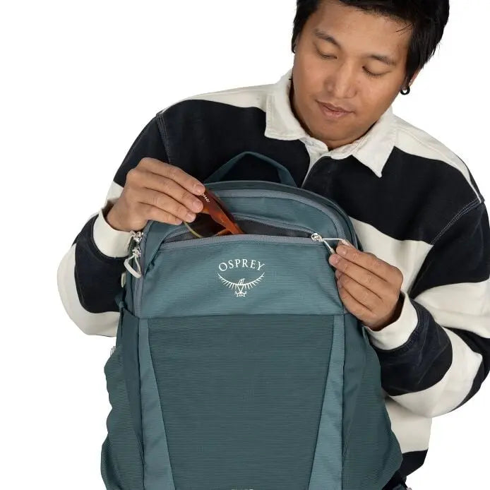 Osprey Flare 27 organizer compartment detail