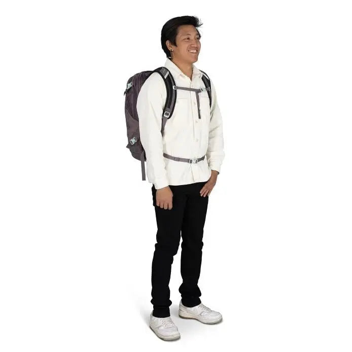 Osprey Nebula 32 Graphite-Purple Heather backpack worn from the front