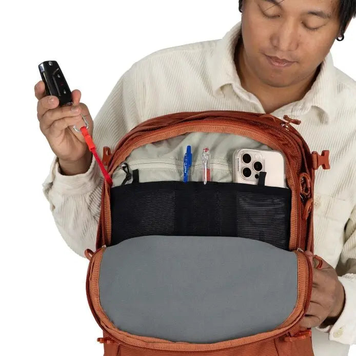 Osprey Nebula 32 organizer pocket with phone and pens