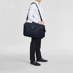 Victorinox Werks Traveler 7.0 Weekender, Bag with 14'' Laptop and 11'' Tablet Compartment, Navy Blue