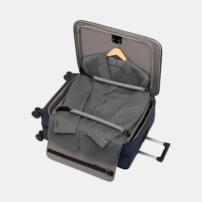 Victorinox Werks Traveler 7.0 Medium Case, 8-Wheel Softside Expandable Travel Case, Navy Blue